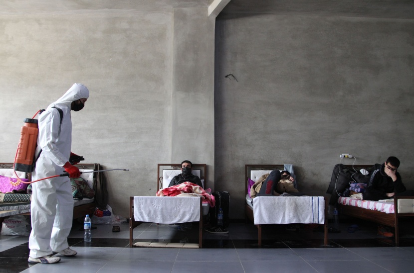 الشمال السوري يواجه كورونا وحيدا