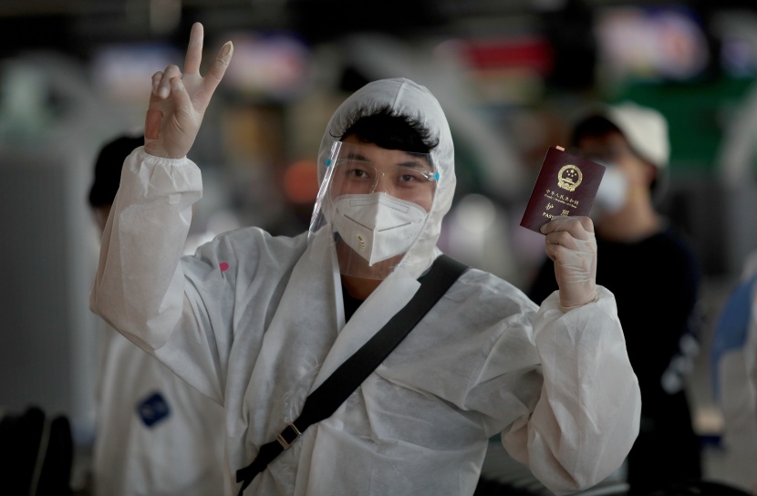 أجسام مضادة في الدم للسفر بعد كورونا..  الجواز ليس كافيا 