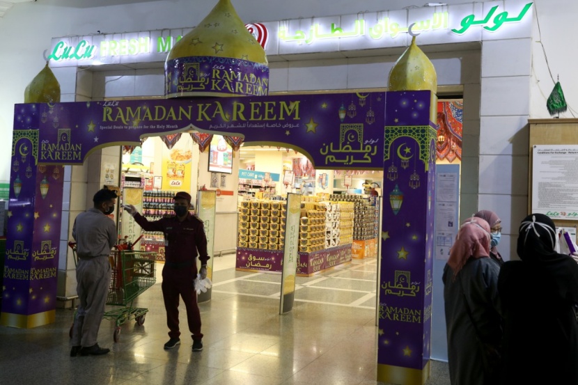 عودة الحركة إلى أسواق الرياض مع الأخذ بتدابير الوقاية من كورونا