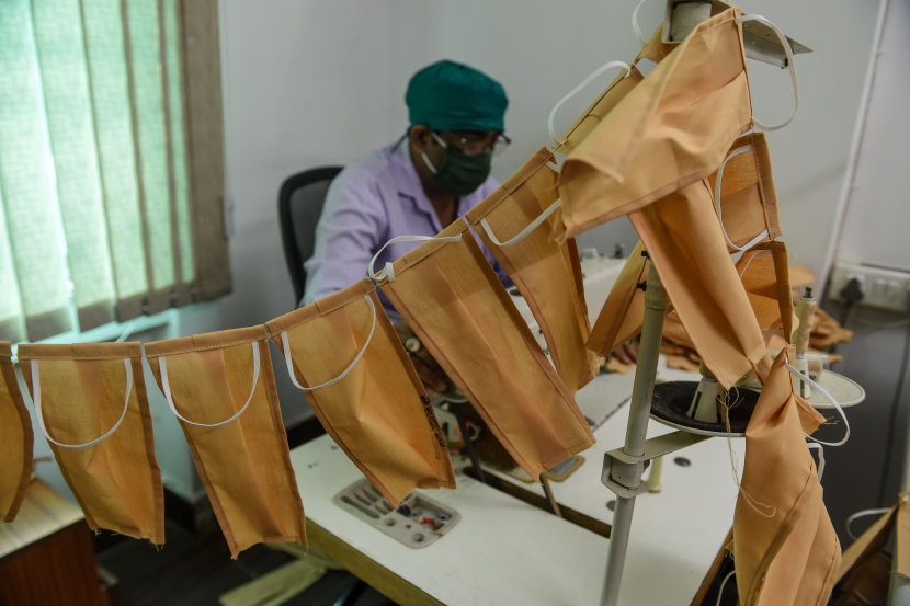 بعد تردد.. توصيات علمية واسعة باستخدام الكمامات