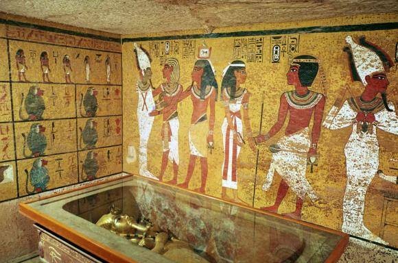 لهواة التاريخ المصري .. جولة افتراضية داخل مقبرة فرعونية