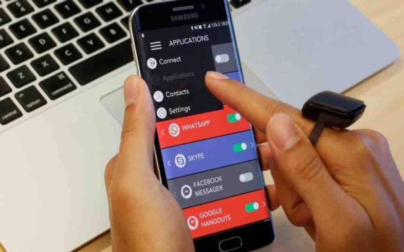 تطبيق يكشف المصابين بكورونا عبر سعال المستخدمين