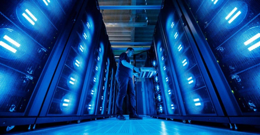 الكمبيوترات الخارقة أمل جديد لتطوير علاج سريع لكورونا