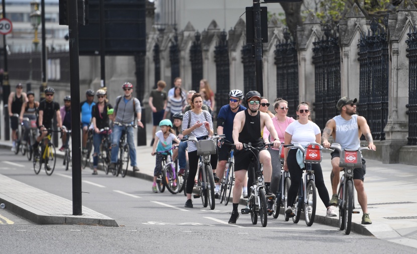 شوارع بلا سيارات في لندن لتشجيع المشي وركوب الدراجات