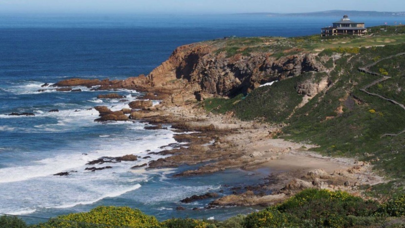 اكتشاف عالم مفقود ونظام بيئي منقرض في جنوب إفريقيا