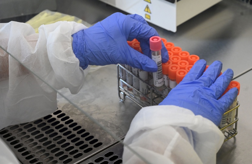  "رمديسفير" لعلاج كورونا.. أول دراسة توضح حقيقة الدواء المرخص