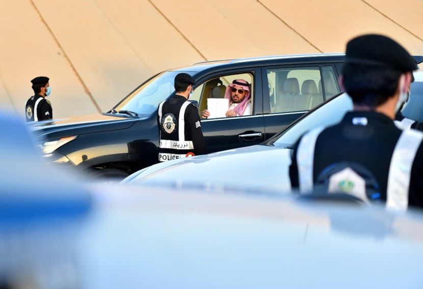 الالتزام .. مسار تجاوز الأزمات