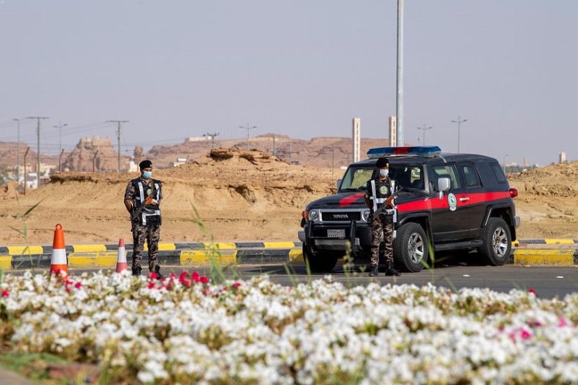 الجهات العاملة ميدانياً بالجوف تقف درعا منيعا للحد من انتشار فيروس كورونا