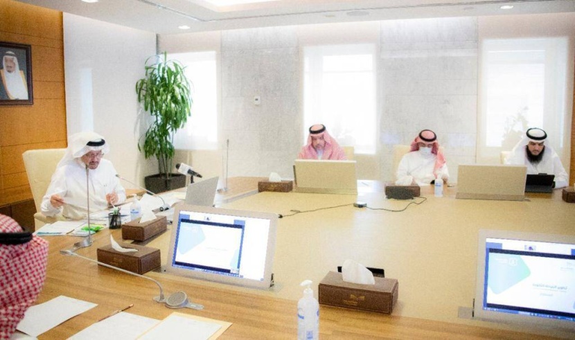آل الشيخ للجامعات: توسعوا في تطبيقات التعليم عن بعد