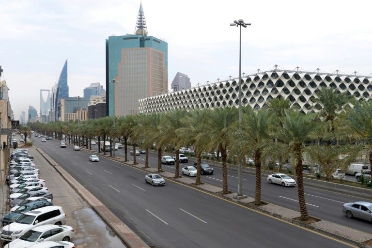 انتعاش التسوق الإلكتروني يحفز شركة شحن سعودية لتوفير آلاف الوظائف رغم الجائحة