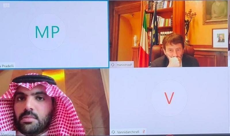 وزير الثقافة يبحث مع نظيره الإيطالي مستقبل القطاعات الثقافية في ظل تحديات الجائحة