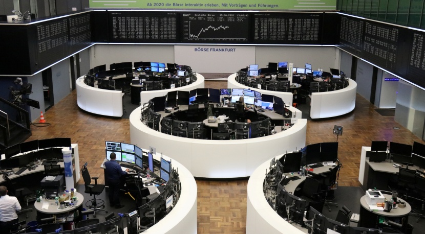 الأسهم الأوروبية تنتعش بفضل إجراءات تحفيز من مجلس الاحتياطي