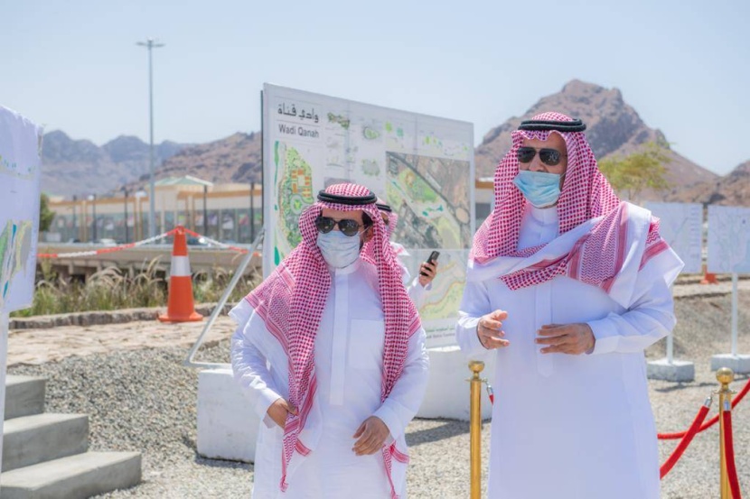 أمير المدينة المنورة يؤكد أهمية التوازن بين البيئة العمرانية والموارد الطبيعية