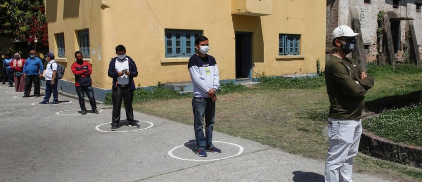 172 دراسة تثبت أن التباعد والكمامات أفضل السبل للوقاية من كورونا