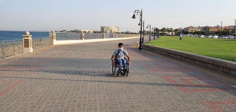  شواطئ مدينة الجبيل الصناعية تشهد توافد أعداد كبيرة من الزوار وسط إجراءات وتدابير احترازية 