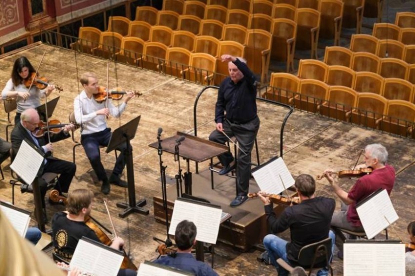 بعد شهور من الصمت .. فيينا تصدح بسيمفونية لبيتهوفن