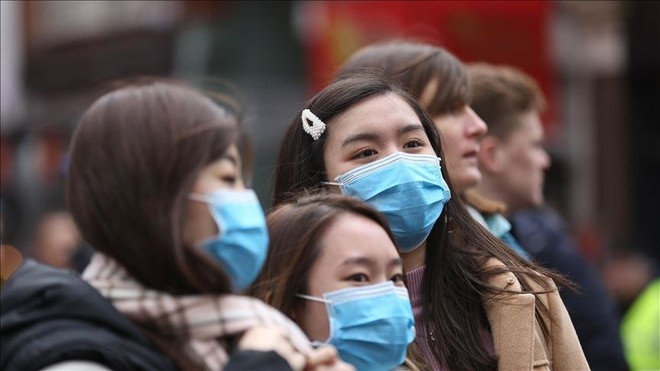 بسبب حرارة الصيف .. اليابان تسمح بخلع الكمامات عندما يكون ذلك ممكنا