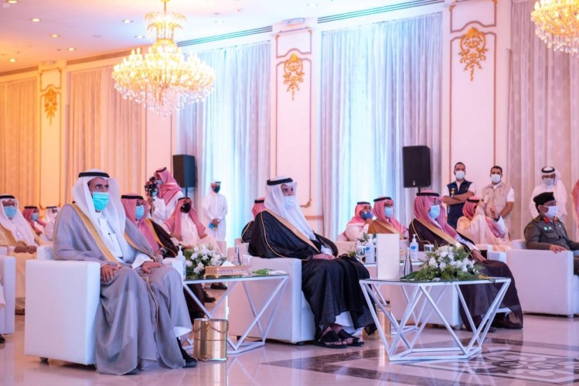 أمير المدينة المنورة يدشن مستشفى ميدانيا بسعة 100 سرير