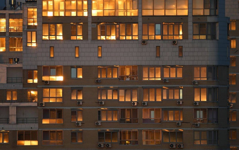 جهاز لتقليل الضوضاء عبر النوافذ المفتوحة