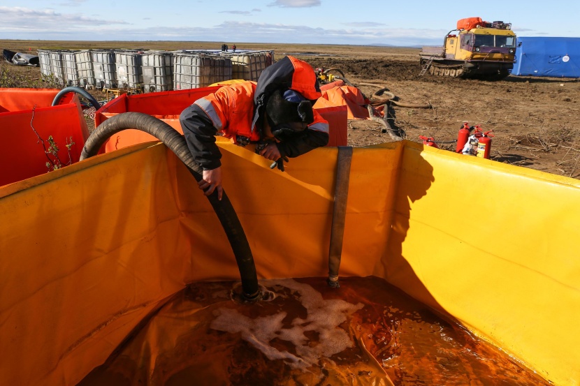 للمرة الثانية خلال 3 أشهر.. تسرب نفطي في القطب الشمالي