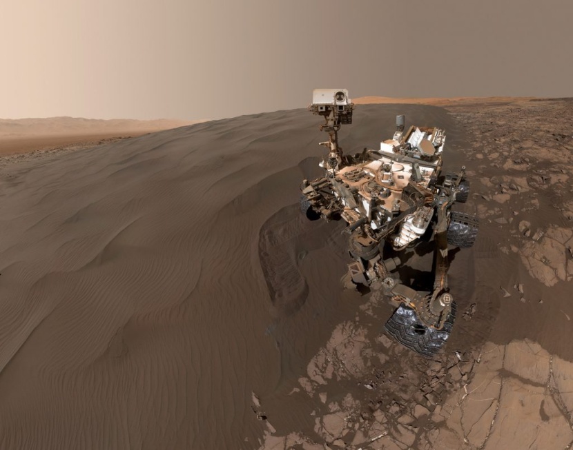 ناسا تطلق روبوتا للبحث عن الجراثيم على المريخ
