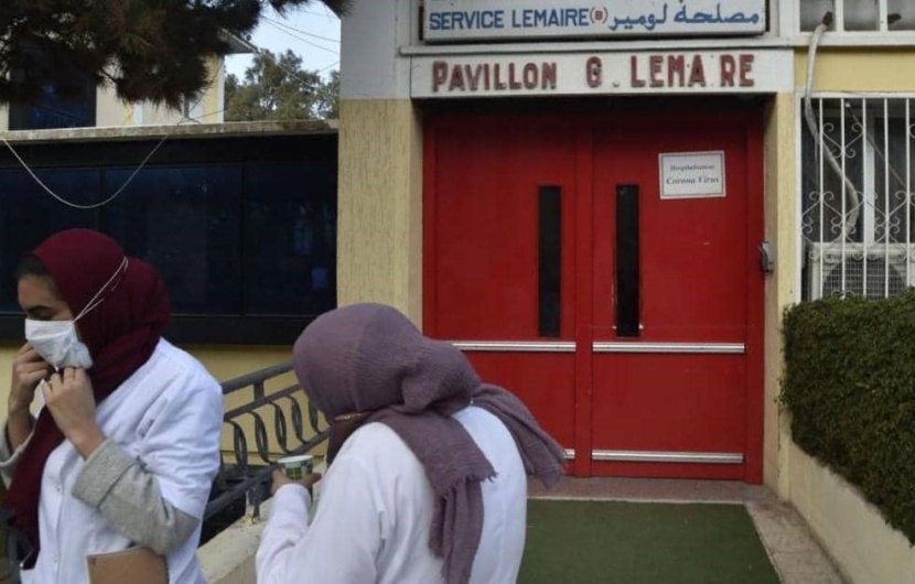 هربا من أهل متوف بكورونا .. مدير مستشفى جزائري يلقي بنفسه من الطابق الثالث