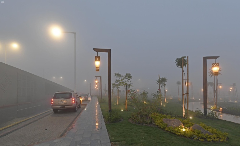 أبها البهية .. تناغم الطبيعة مع الضباب