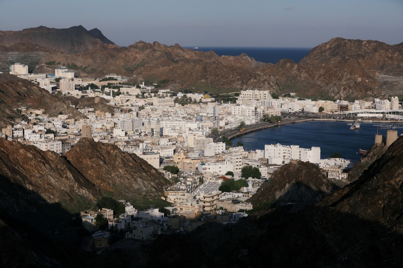 عمان تسجل 12 حالة وفاة و1660 إصابة جديدة بفيروس كورونا