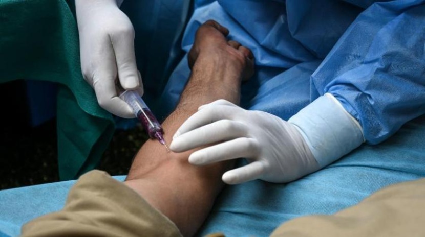 في باكستان .. ازدهار سوق سوداء لبلازما الدم الموجه لمرضى "كورونا"