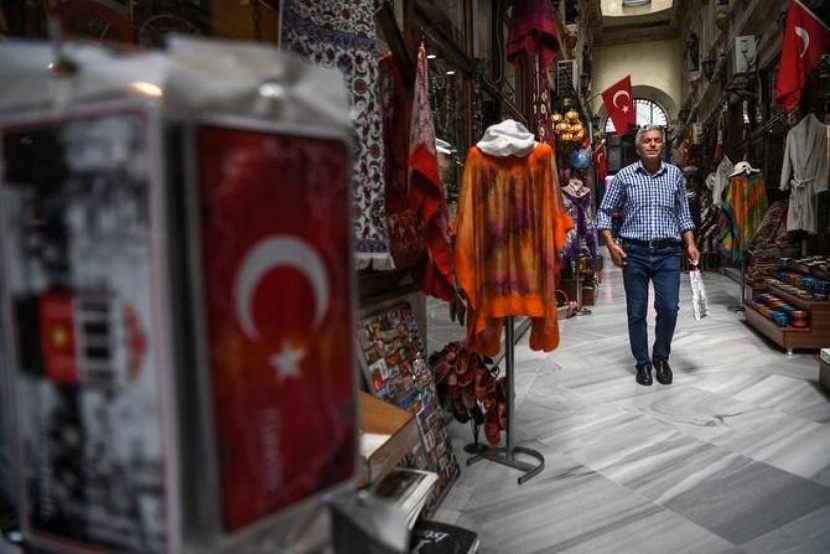 معدل التضخم في تركيا يتجاوز 12% والليرة تتراجع إلى 6.855 مقابل الدولار
