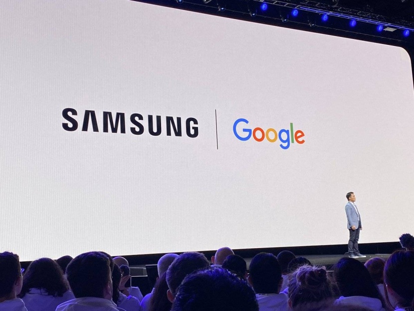 «جوجل» تتفاوض لتعزيز وجودها على هواتف «سامسونج»
