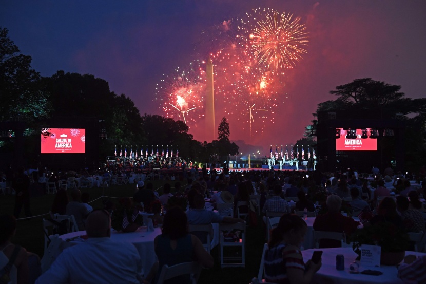  الولايات المتحدة تحتفي باليوم الوطني بمرور 244 عاما على الإستقلال