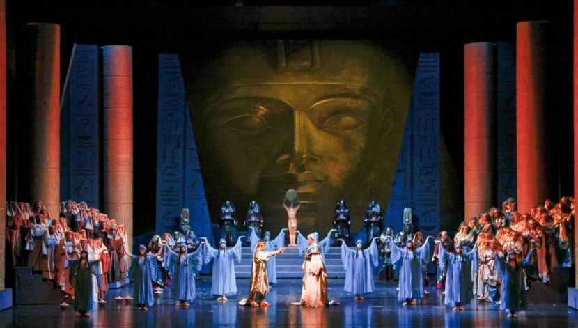 الأوبرا المصرية تستأنف حفلاتها .. والبداية لعشاق الطرب