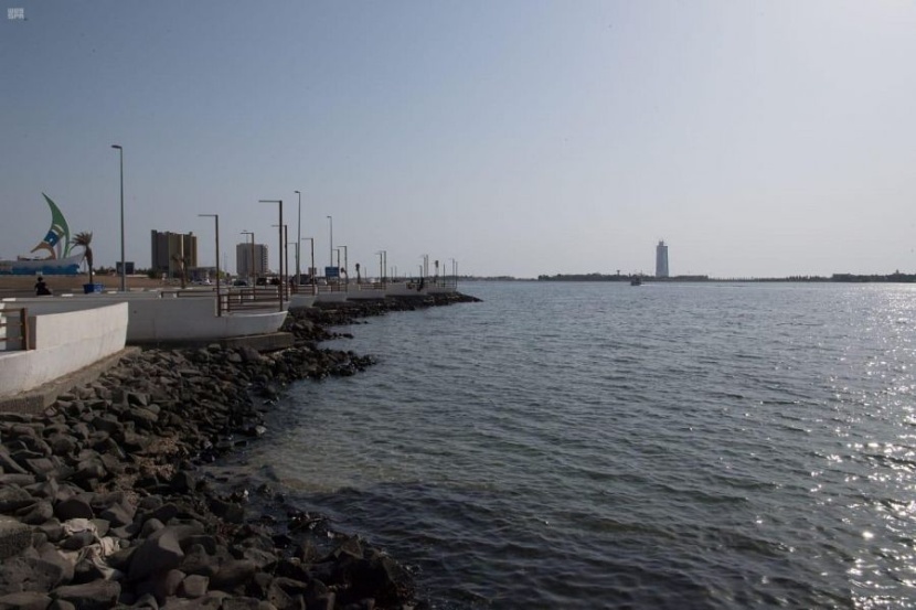 من وجهات المملكة السياحية .. خليج أبحر صفاء الماء ونقاء الهواء