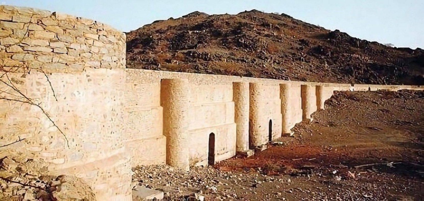 «عين زبيدة» .. تراث عمراني فريد سقى الحجاج مئات الأعوام