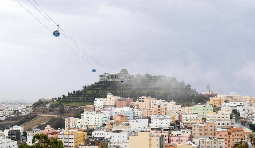 22 تلفريكا لاكتشاف طبيعة أبها ومعالمها