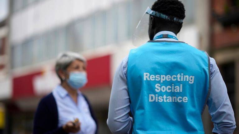 دراسة ترجح إصابة 3.4 مليون شخص بكورونا في إنجلترا