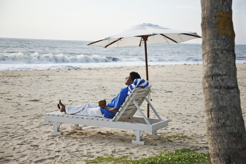 تحذيرات أكاديمي رياضي .. كثرة الاسترخاء خلال العطلة قد تسبب المرض