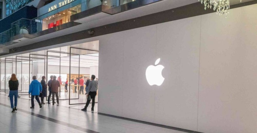 «آيفون 12» يواجه التأجيل و«أبل» مهددة بخسارة 44 مليار دولار