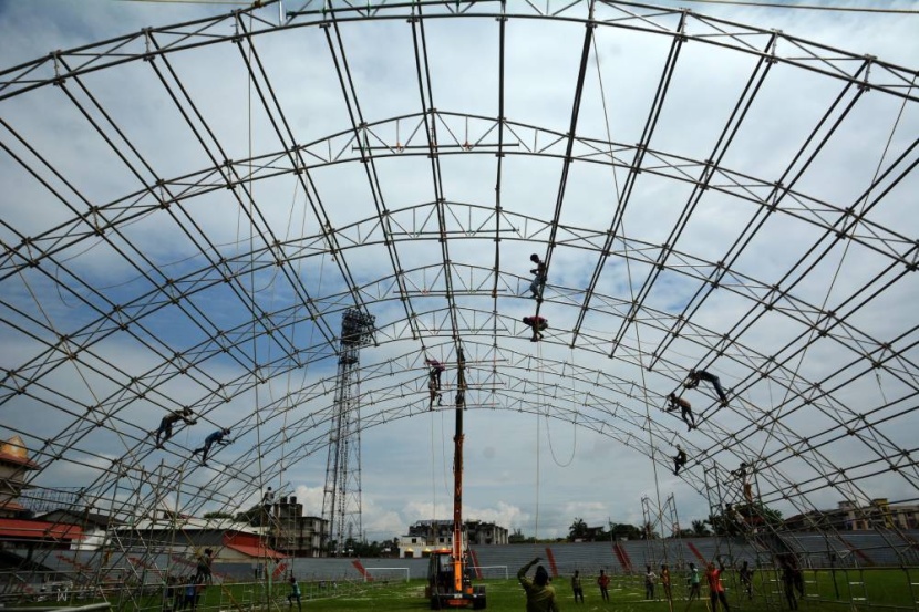 مرضى في الاستاد