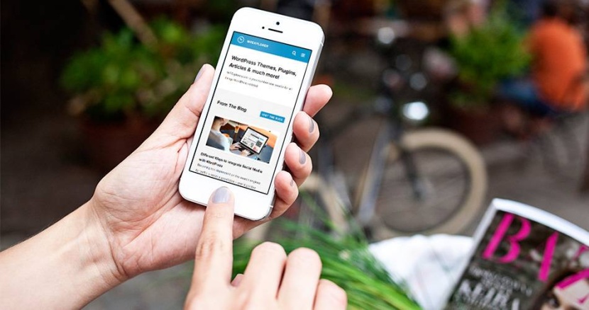 «أبل» تعتذر بعد حظر تطبيق من متجرها