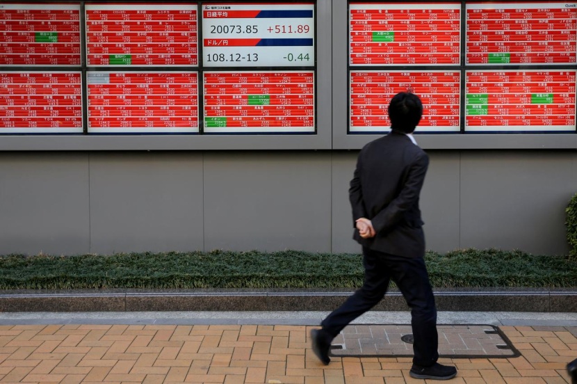 "نيكي" يتعافى لفترة وجيزة إلى مستويات ما قبل كورونا وقطاع الطيران يقفز 6%