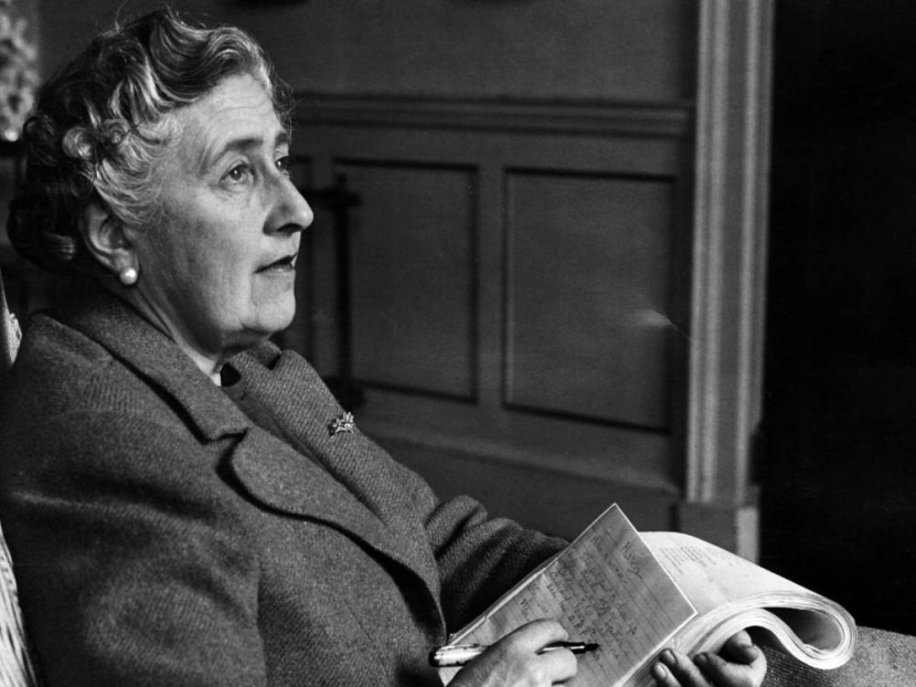 تجنبا للإساءة يعيد إصدار رواية لأجاثا كريستي في فرنسا