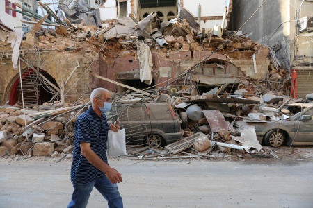 لبنان: مقتل 100 شخص وإصابة نحو 4 آلاف في انفجار بيروت.. وتوقعات بارتفاع عدد القتلى