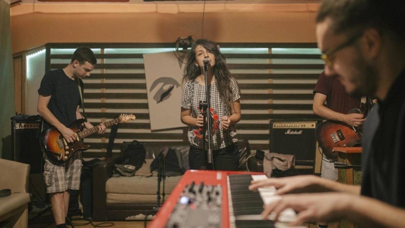 موسيقيو صربيا بلا دخل .. كورونا قضى على مشاريعهم