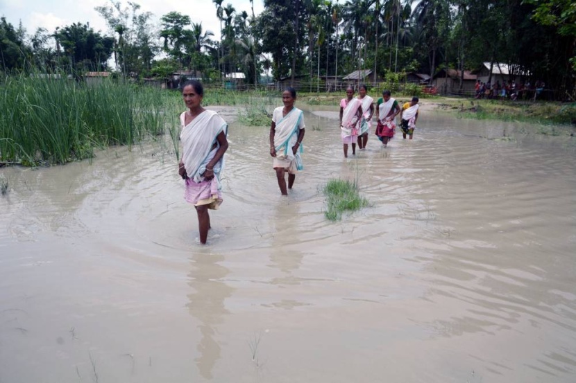 عبر الفيضانات