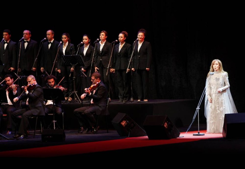 «جارة القمر» فيروز .. صوت لبنان ورمز وحدته في الانقسامات والحروب