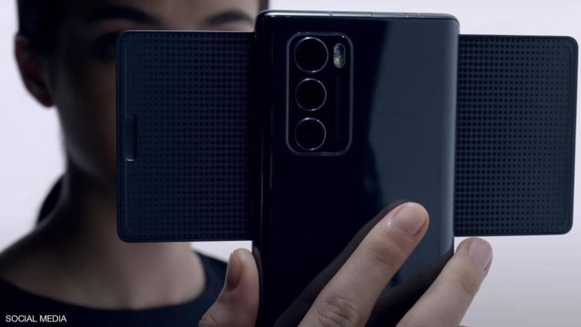 «وينج» .. هاتف ثنائي الشاشة من «إل جي»