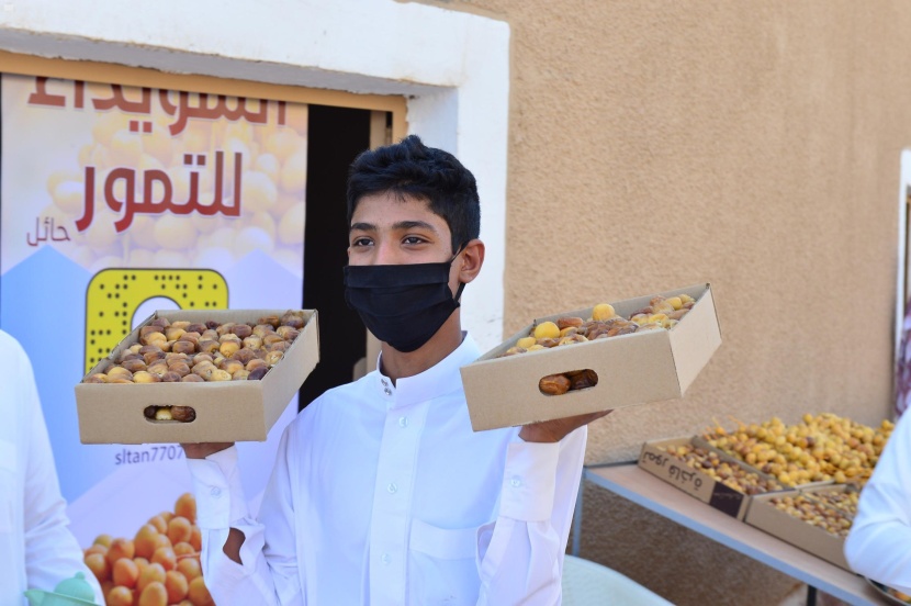  انطلاق مهرجان التمور والأسرة في حائل