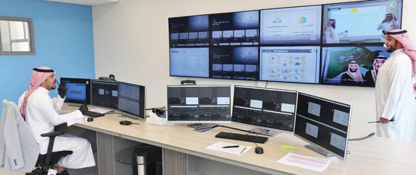 قنوات «عين‬» و«تيمز» .. بدائل للتغلب على صعوبات منصة «مدرستي»